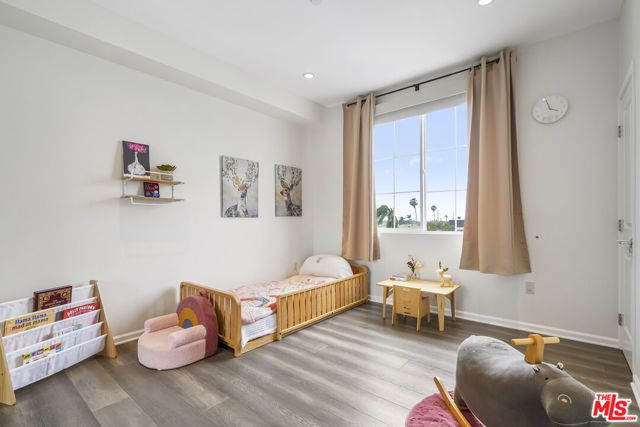 1625 Granville Avenue 304, Los Angeles, CA 90025