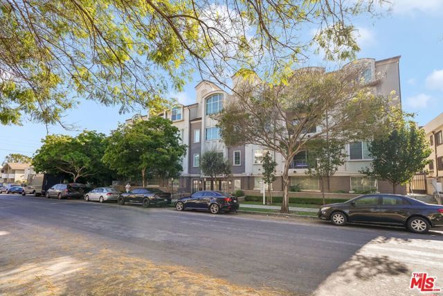 1625 Granville Avenue 304, Los Angeles, CA 90025