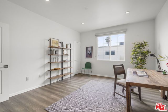 1625 Granville Avenue 304, Los Angeles, CA 90025