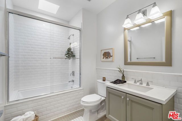 1625 Granville Avenue 304, Los Angeles, CA 90025