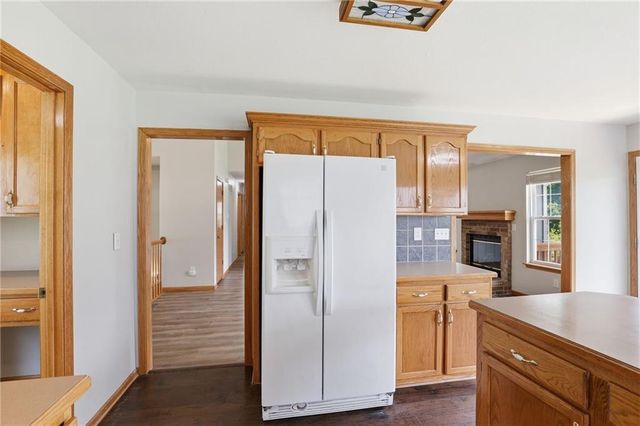 901 SW Foxtail Drive, Grain Valley, MO 64029