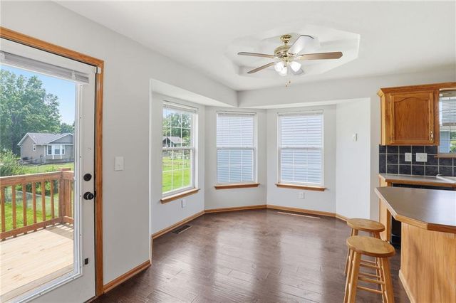 901 SW Foxtail Drive, Grain Valley, MO 64029
