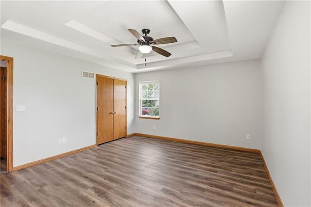 901 SW Foxtail Drive, Grain Valley, MO 64029