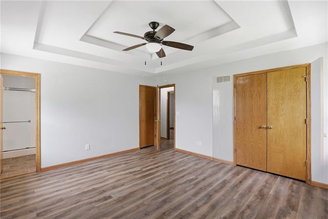 901 SW Foxtail Drive, Grain Valley, MO 64029