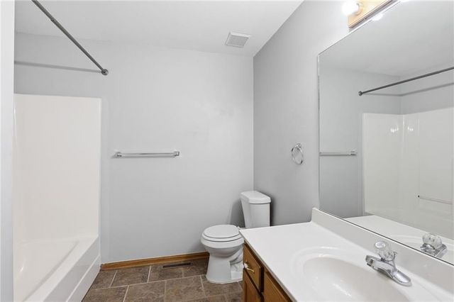 901 SW Foxtail Drive, Grain Valley, MO 64029