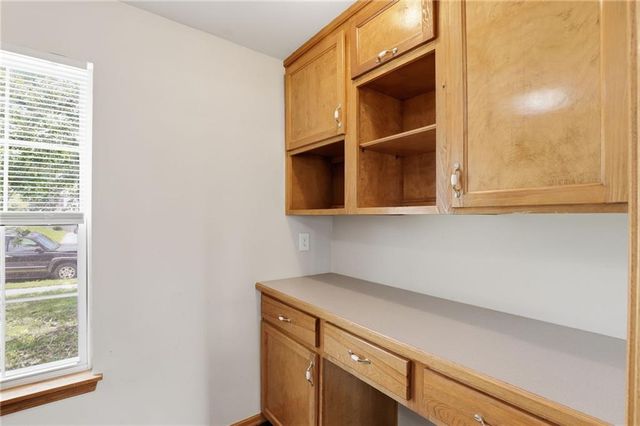 901 SW Foxtail Drive, Grain Valley, MO 64029