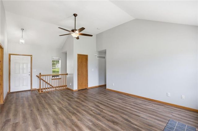 901 SW Foxtail Drive, Grain Valley, MO 64029
