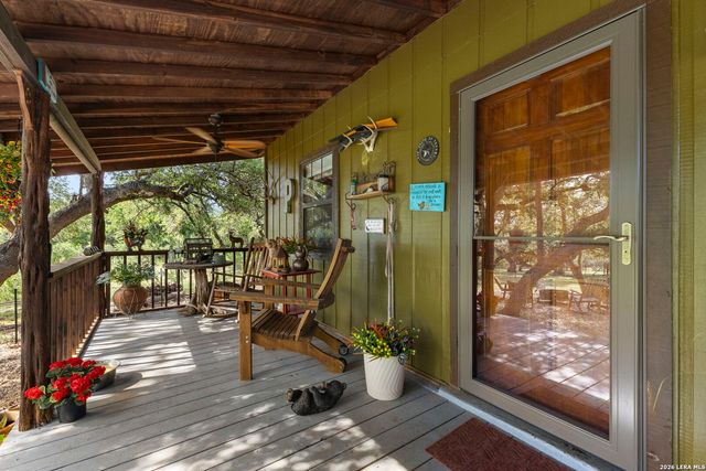 1670 RIVER BLUFF CIR, Pipe Creek, TX 78063