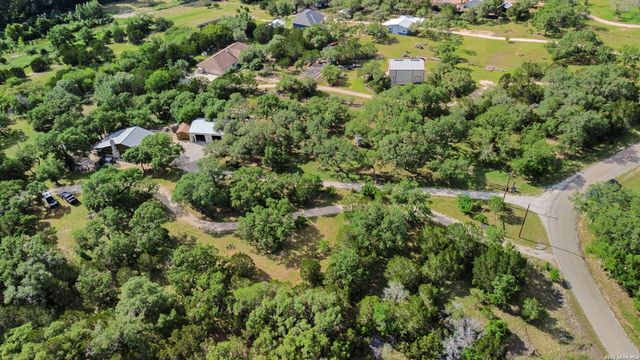 1670 RIVER BLUFF CIR, Pipe Creek, TX 78063