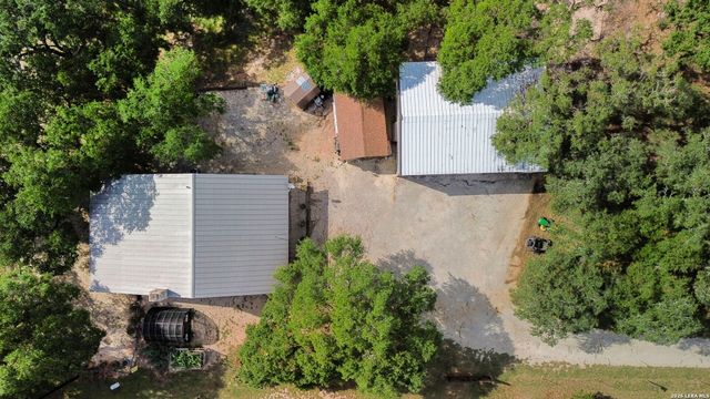 1670 RIVER BLUFF CIR, Pipe Creek, TX 78063