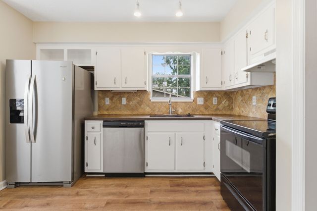 515 Chesterfield Ave F, Nashville, TN 37212