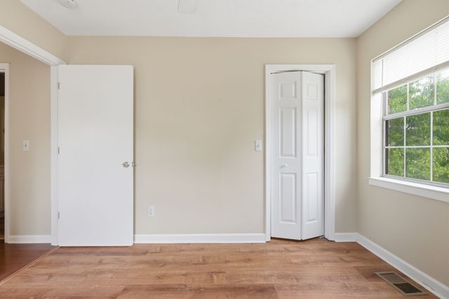 515 Chesterfield Ave F, Nashville, TN 37212