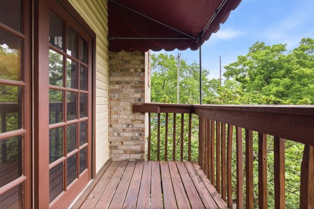 515 Chesterfield Ave F, Nashville, TN 37212