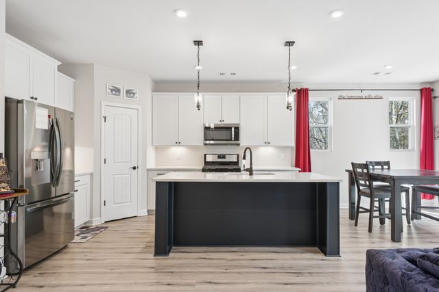 3068 Chance Ct, Cross Plains, TN 37049