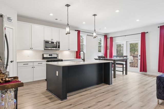 3068 Chance Ct, Cross Plains, TN 37049