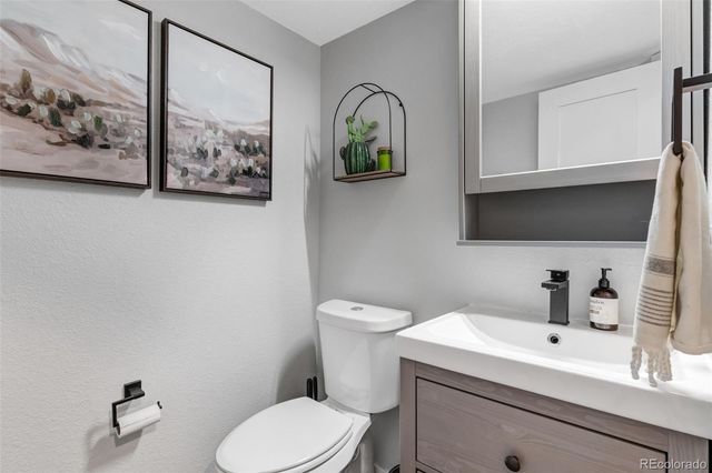 6550 S Oak Court, Littleton, CO 80127