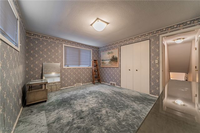 1195 Cordova Road, Mayfield Heights, OH 44124