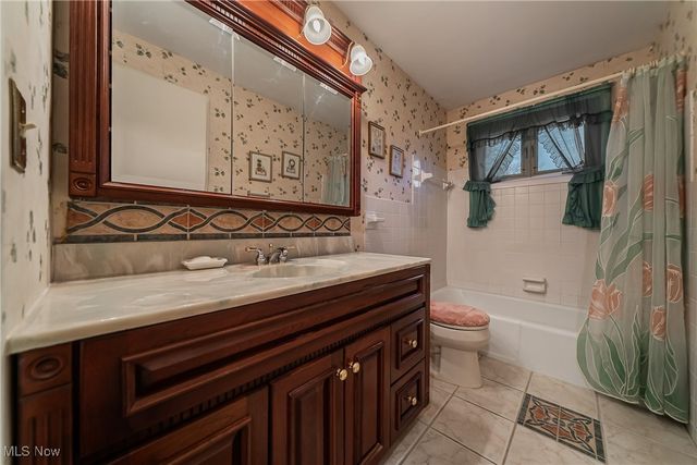 1195 Cordova Road, Mayfield Heights, OH 44124