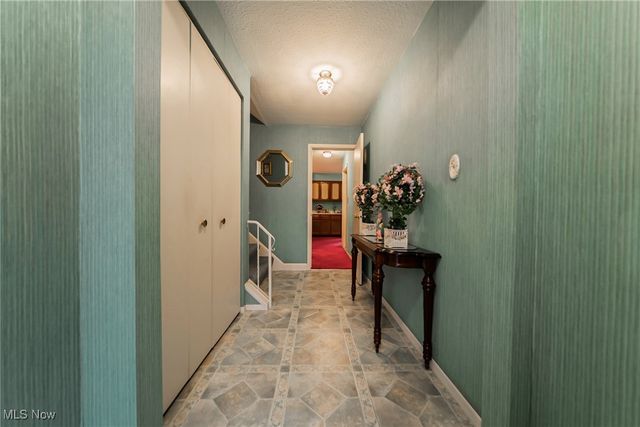 1195 Cordova Road, Mayfield Heights, OH 44124