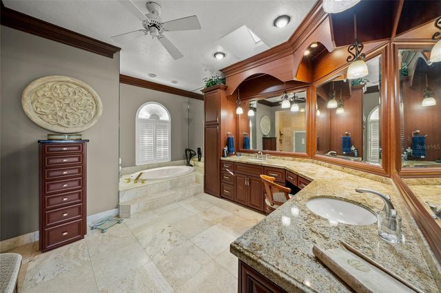 8890 MISTY CREEK DRIVE, Sarasota, FL 34241