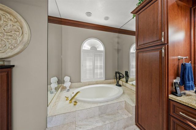 8890 MISTY CREEK DRIVE, Sarasota, FL 34241