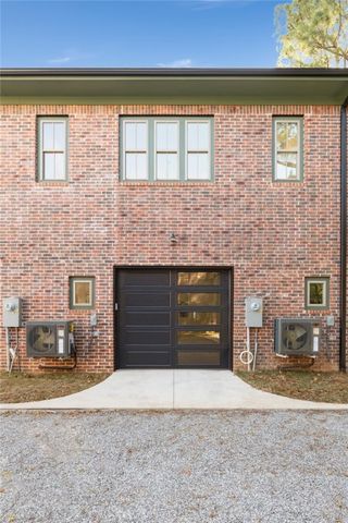 442 E Martin Luther King Jr Boulevard, Fayetteville, AR 72701