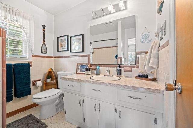 2203 Glendale Drive, Charleston, SC 29414