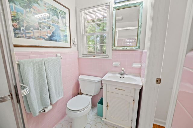2203 Glendale Drive, Charleston, SC 29414