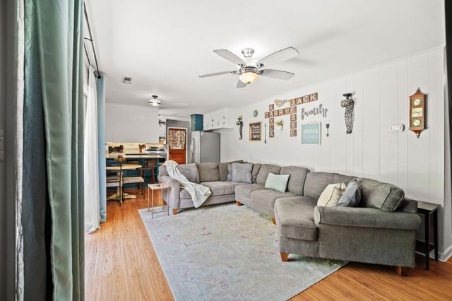 2203 Glendale Drive, Charleston, SC 29414