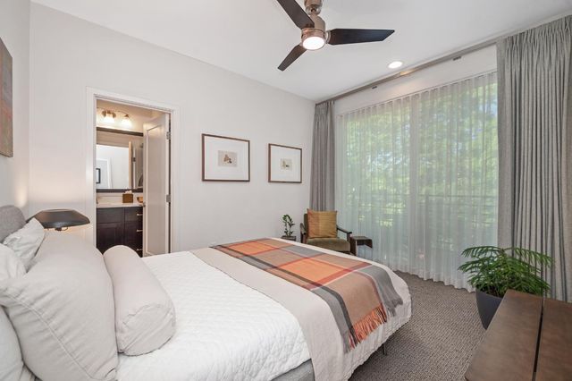 1707 17th St, Sacramento, CA 95811