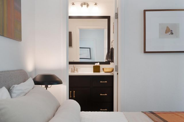 1707 17th St, Sacramento, CA 95811