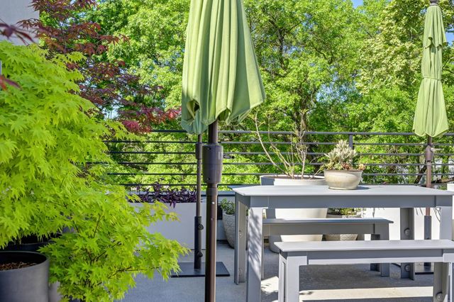 1707 17th St, Sacramento, CA 95811