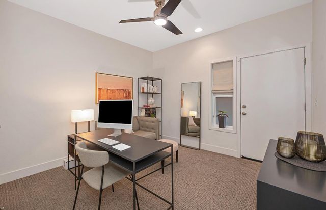 1707 17th St, Sacramento, CA 95811