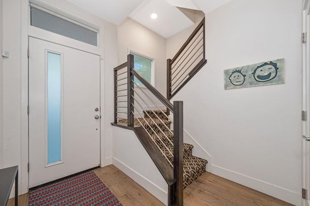 1707 17th St, Sacramento, CA 95811