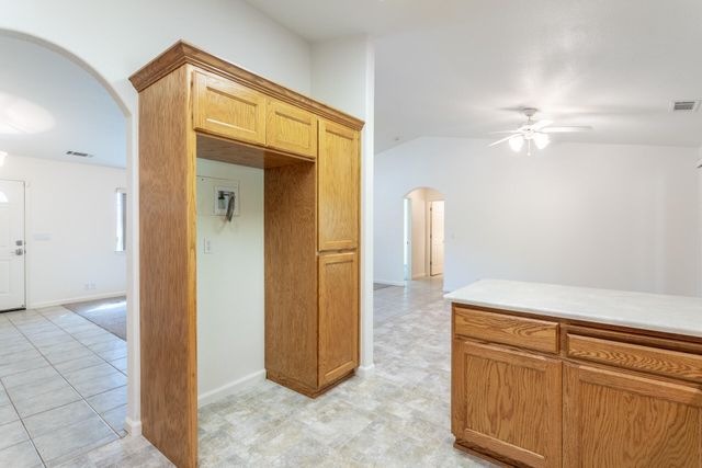 14978 Oak Knoll Drive, Red Bluff, CA 96080