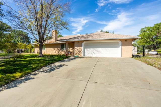 14978 Oak Knoll Drive, Red Bluff, CA 96080