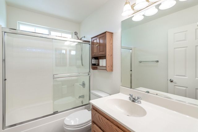 14978 Oak Knoll Drive, Red Bluff, CA 96080