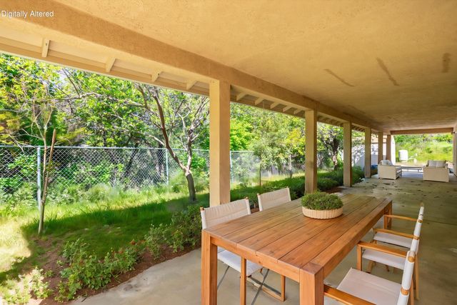 14978 Oak Knoll Drive, Red Bluff, CA 96080