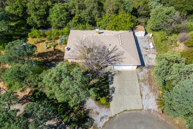 14978 Oak Knoll Drive, Red Bluff, CA 96080