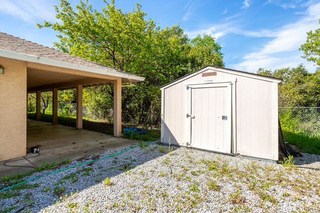 14978 Oak Knoll Drive, Red Bluff, CA 96080