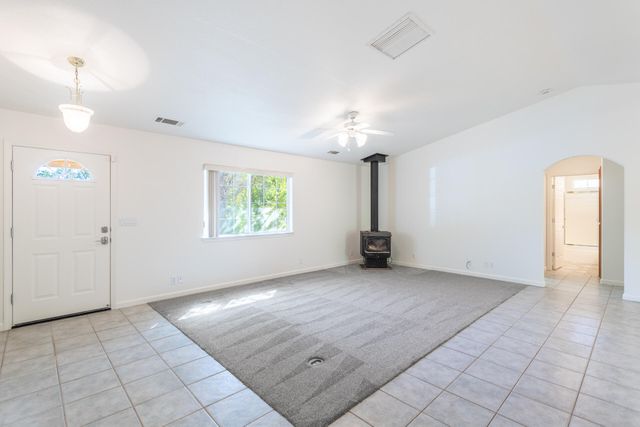 14978 Oak Knoll Drive, Red Bluff, CA 96080