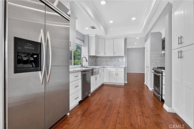 12056 Stone Gate Way, Porter Ranch, CA 91326