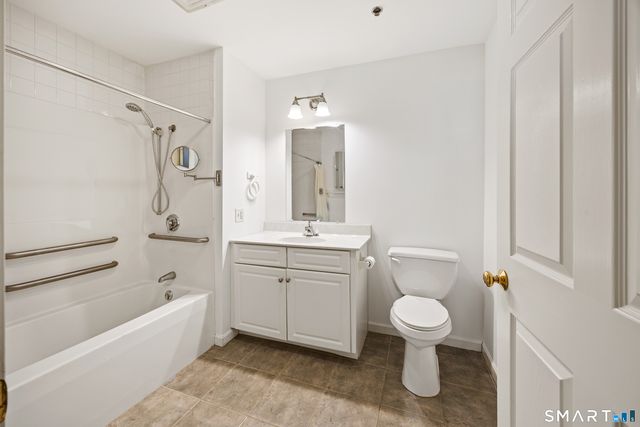 1215 Arganese Place 1215, Trumbull, CT 06611