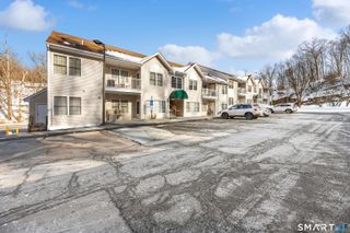 1215 Arganese Place 1215, Trumbull, CT 06611