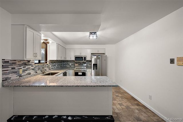 7427 Emerson, Washington, MI 48094