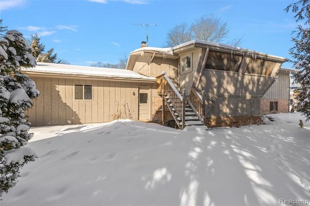 7427 Emerson, Washington, MI 48094