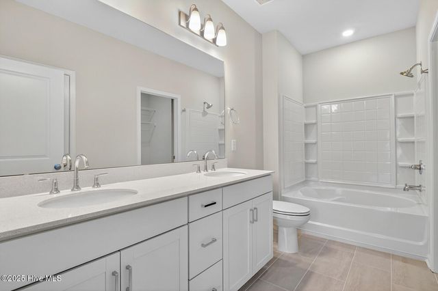 5613 Palm Tree Place, Leland, NC 28451