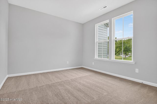 5613 Palm Tree Place, Leland, NC 28451