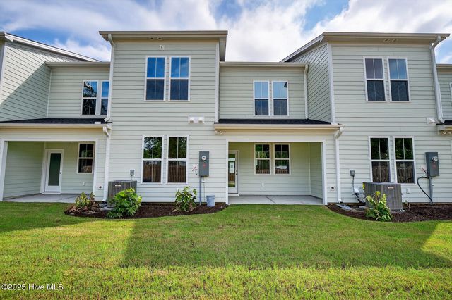 5613 Palm Tree Place, Leland, NC 28451