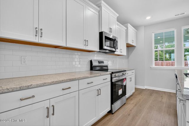 5613 Palm Tree Place, Leland, NC 28451